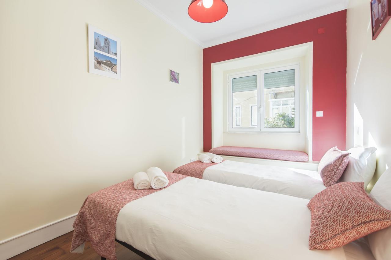 Spacious 4bdr River View Apartment Lissabon